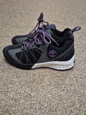Timberland Women’s Grey & Purple Trail Hiking Sneakers Size 6